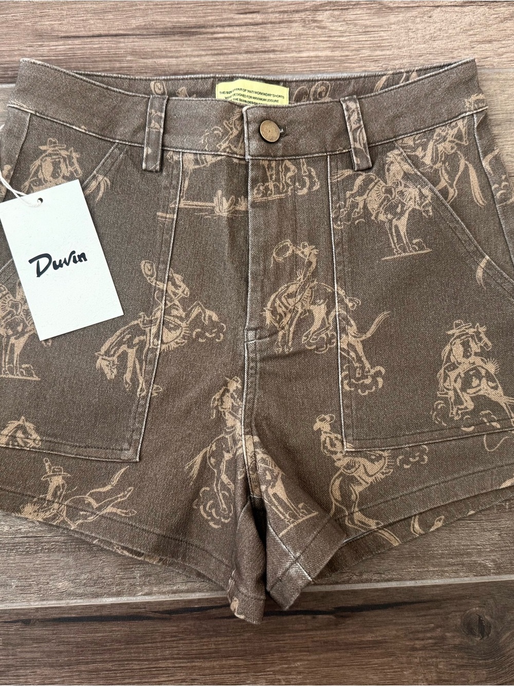 NWT Duvin Design Brown Western Cowboy Print Shorts